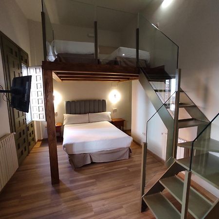 קואנקה Hotel Leonor De Aquitania מראה חיצוני תמונה