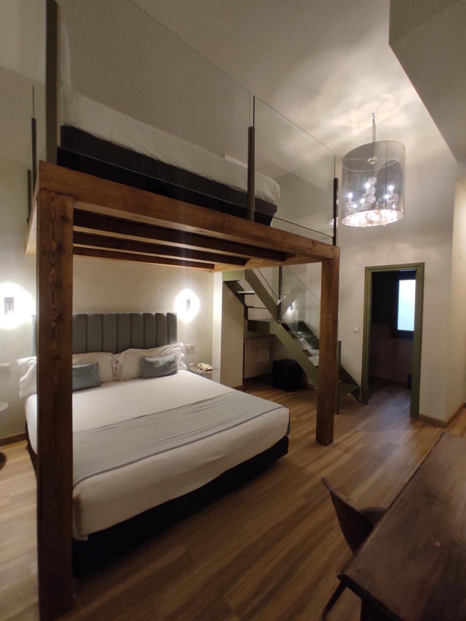 קואנקה Hotel Leonor De Aquitania מראה חיצוני תמונה
