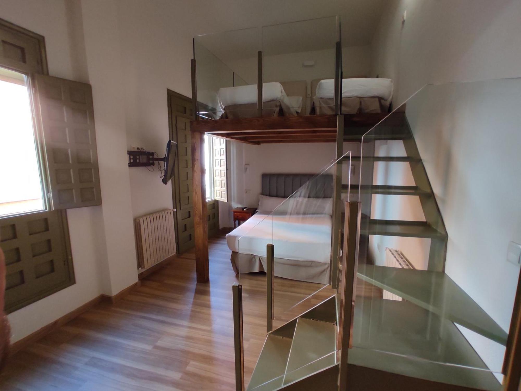 קואנקה Hotel Leonor De Aquitania מראה חיצוני תמונה